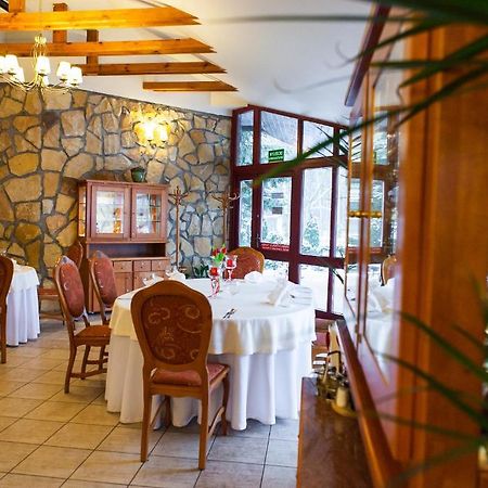 Hotel Rebajlo Pila Ngoại thất bức ảnh