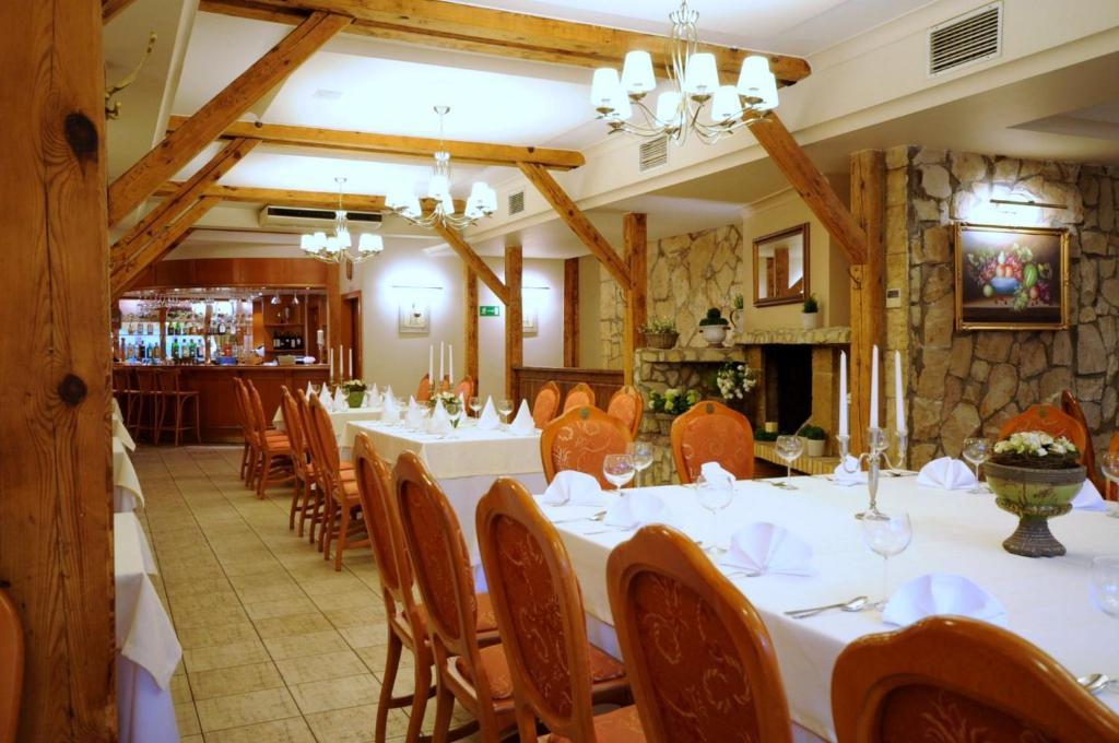 Hotel Rebajlo Pila Ngoại thất bức ảnh