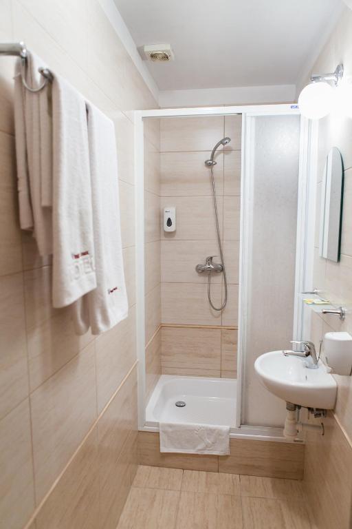 Hotel Rebajlo Pila Ngoại thất bức ảnh