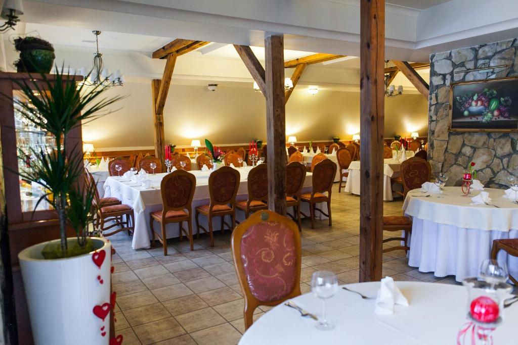 Hotel Rebajlo Pila Ngoại thất bức ảnh