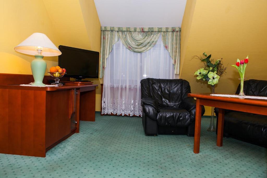 Hotel Rebajlo Pila Ngoại thất bức ảnh